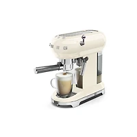 Machine à espresso manuelle de 15 bars de style années 50 de Smeg
