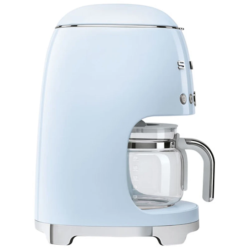 Cafetière à filtre programmable de style années 50 de Smeg - 10 tasses