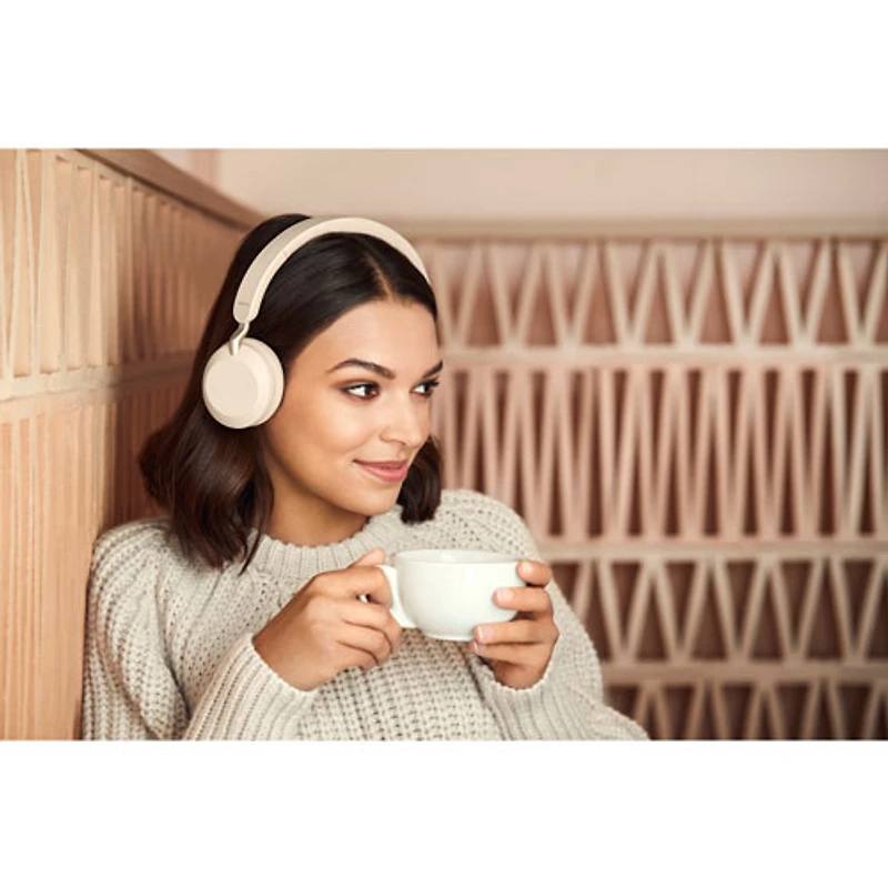 Casque d'écoute Bluetooth à suppression du bruit Elite 45h de Jabra - Beige doré