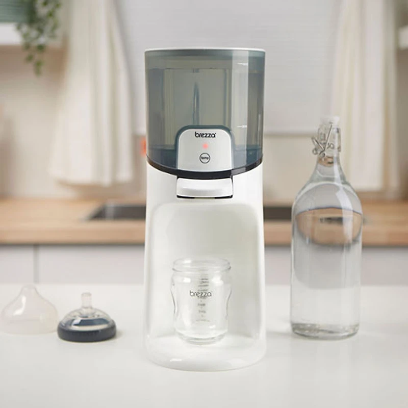 Distributeur d'eau chaude One-Step de Baby Brezza - Blanc