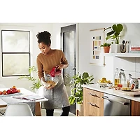 KitchenAid Cordless Hand Mixer (KHMB732ER) - Empire Red