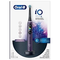 Brosse à dents électrique intelligente iO de série 8 d'Oral-B (iO M8.3B2.2B) - Violet amétrine