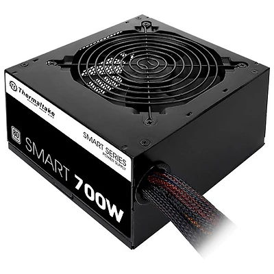 Bloc d'alimentation non modulaire de 700 W Smart de Thermaltake