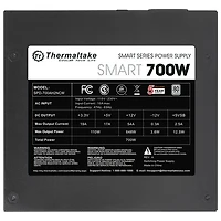 Bloc d'alimentation non modulaire de 700 W Smart de Thermaltake