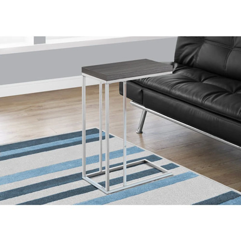 Table de bout rectangulaire moderne en forme de C de Monarch - Gris/Chromé