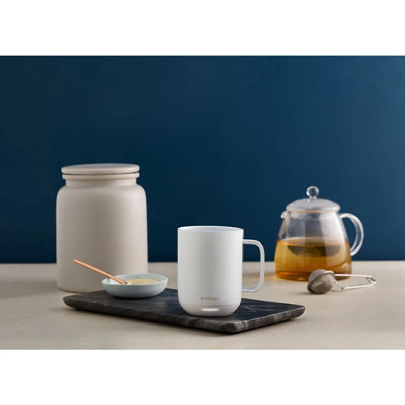 Tasse intelligente à régulation thermique de 295 ml (10 oz) Mug 2 d'Ember - Blanc