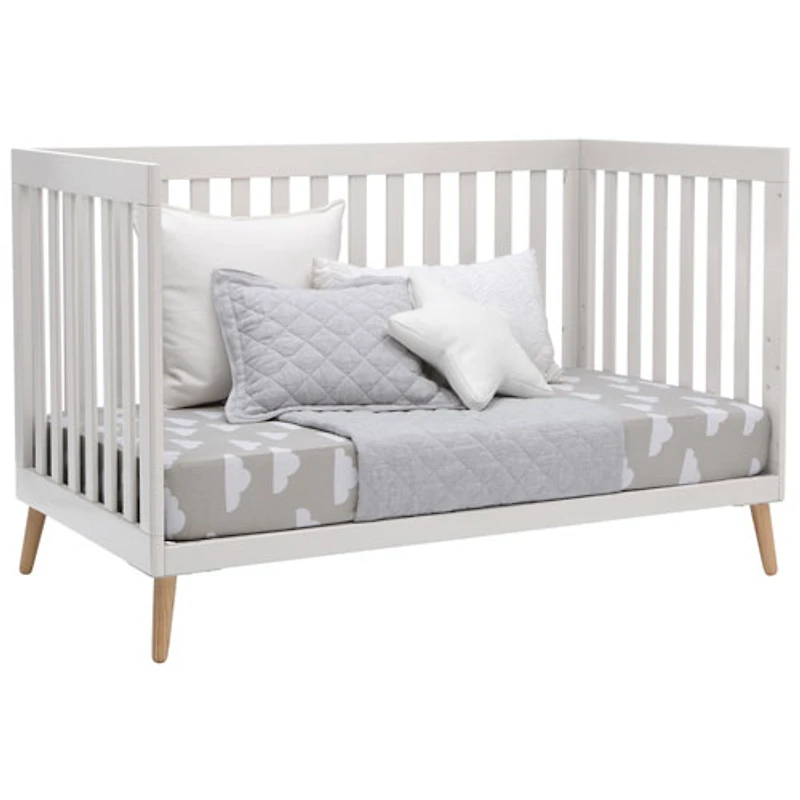 Lit de bébé convertible 4-en-1 Tucker de Delta Children - Blanc Bianca