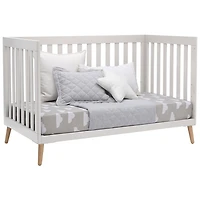 Lit de bébé convertible 4-en-1 Tucker de Delta Children - Blanc Bianca