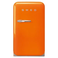Réfrigérateur de bar autonome des années 50 de 1,2 pi³ de Smeg (FAB5UROR3) - Orange