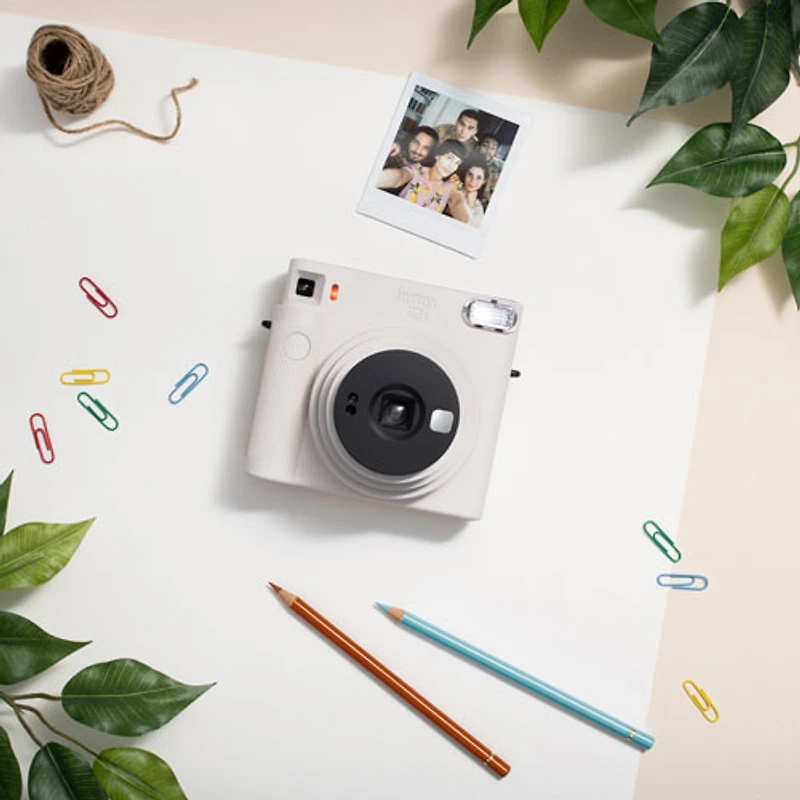 Appareil photo instantané Instax Square SQ1 de Fujifilm - Blanc craie