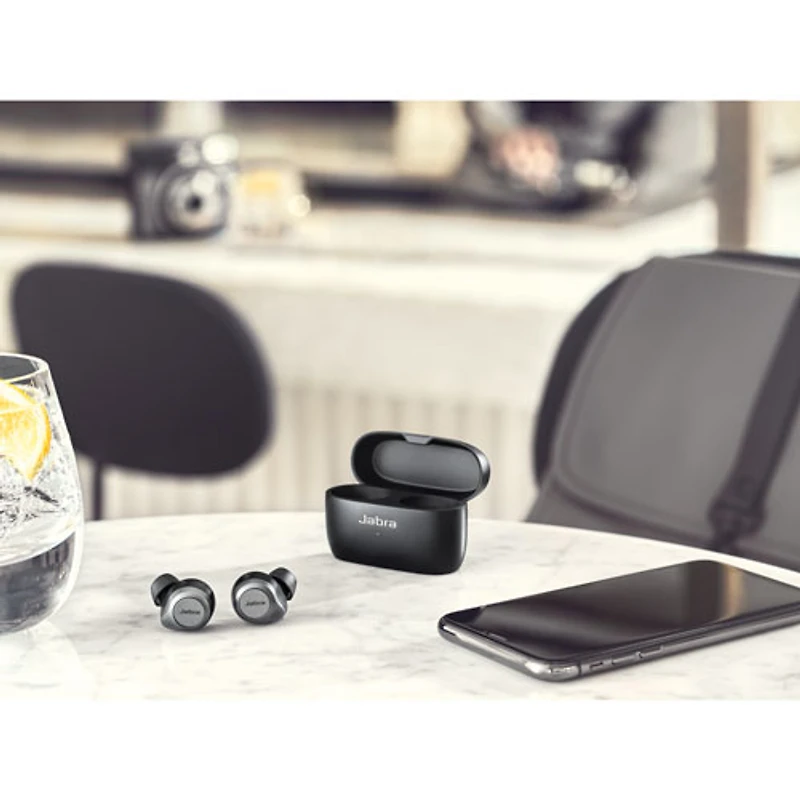 Écouteurs boutons 100 % sans fil à suppression active poussée du bruit Elite 85t de Jabra - Noir titane