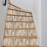 Papier peint autocollant Weathered Plank Barn d'InHome - Brun