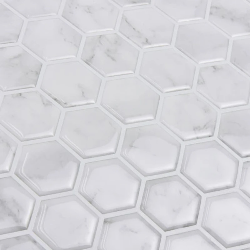 Tuiles de dosseret autocollantes Hexagon Marble d'InHome - Blanc
