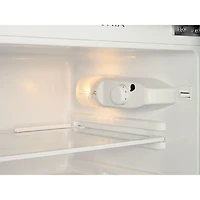 Insignia 3.1 Cu. Ft. Retro Bar Fridge w/Top Freezer (NS-CFR32MT1) - Red - Only at Best Buy