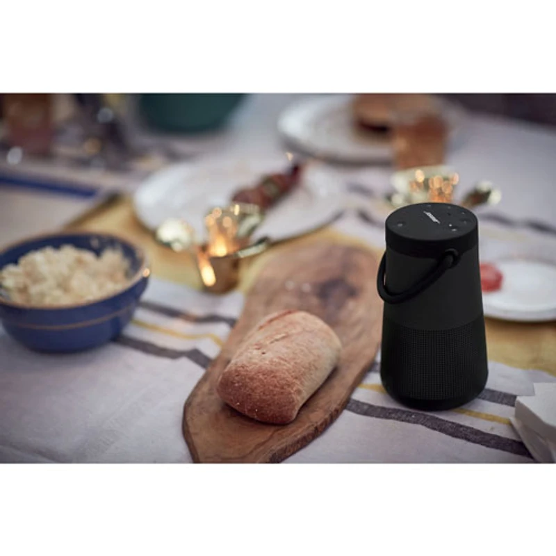 HP Bluetooth sans fil résistant aux éclaboussures SoundLink Revolve+ II de Bose - Triple noir