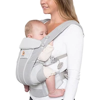 Porte-bébé à quatre positions Omni Breeze d'Ergobaby - Gris perle