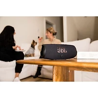 Haut-parleur sans fil Bluetooth étanche Charge 5 de JBL - Noir
