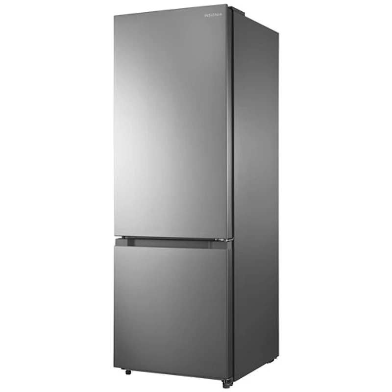 Insignia 24" 11.5 Cu. Ft. Bottom Freezer Refrigerator (NS-RBM11SS2-C) - Stainless steel