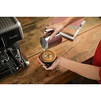 Machine à expresso automatique Barista Touch de Breville avec mousseur et moulin à café - Inox