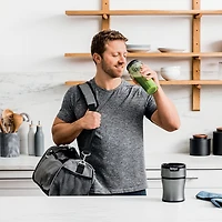 Ninja Nutri-Blender 0.59L 700-Watt Personal Blender with To-Go Cups - Silver