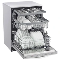 Lave-vaisselle encastrable 24 po 46 dB avec 3e panier de LG (LDTS5552S) - Acier inoxydable