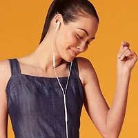 Écouteurs boutons à isolation sonore avec connecteur Lightning SoundForm de Belkin - Blanc