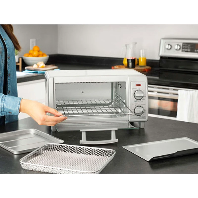Black & Decker 4-Slice Air Fry Toaster Oven - 1.3 Cu. Ft./36.9L - Stainless Steel - Only at Best Buy