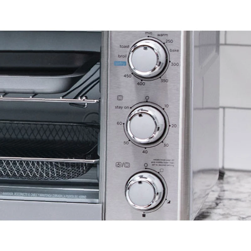 Black & Decker 6-Slice Air Fry Toaster Oven - 2.8 Cu. Ft./78.8L - Stainless Steel