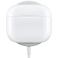 Écouteurs boutons 100 % sans fil AirPods (3e génération) d'Apple avec étui de chargement MagSafe - Blanc