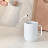 Tasse intelligente à régulation thermique de 414 ml (14 oz) Mug 2 d'Ember - Blanc