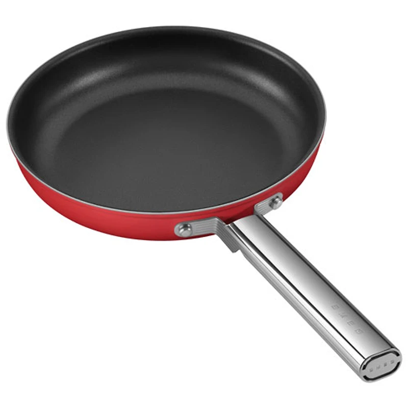 Poêle à frire de 10 po en aluminium de Smeg - Rouge mat
