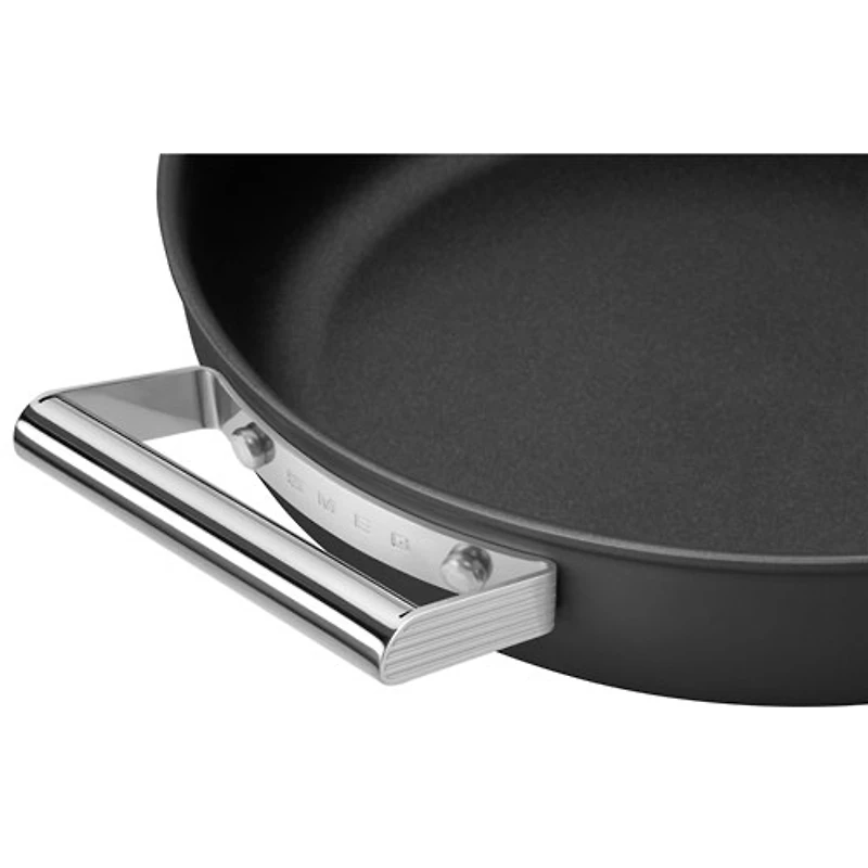 Casserole profonde de 11 po en aluminium de Smeg - Noir mat