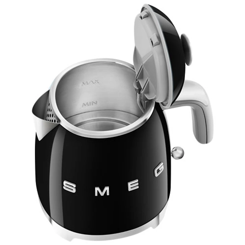 Bouilloire électrique miniature de la gamme Années 50 de Smeg - 0,8 l - Noir