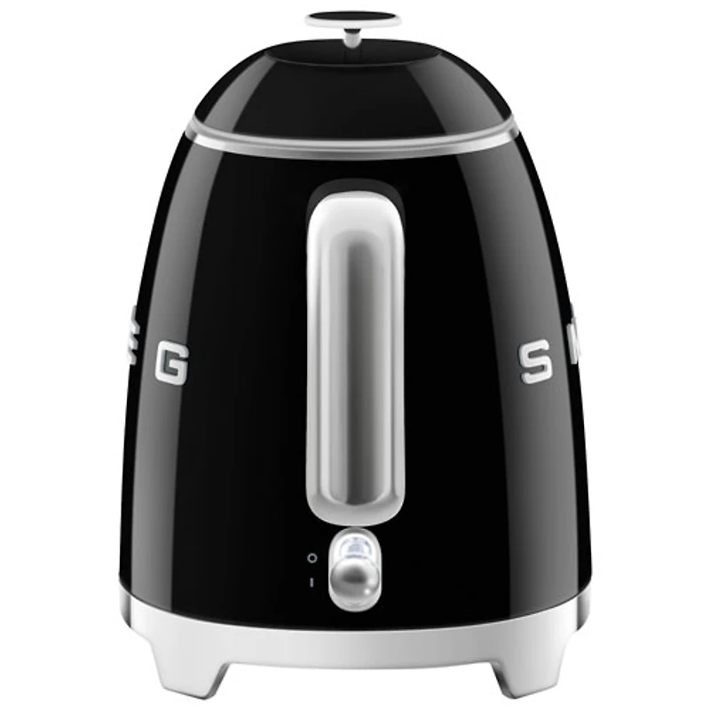 Bouilloire électrique miniature de la gamme Années 50 de Smeg - 0,8 l - Noir