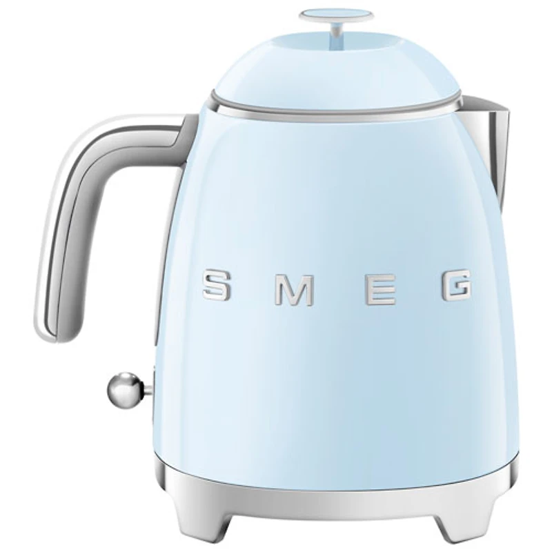 Bouilloire électrique miniature de la gamme Années 50 de Smeg - 0,8 l - Bleu pastel
