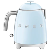 Bouilloire électrique miniature de la gamme Années 50 de Smeg - 0,8 l - Bleu pastel