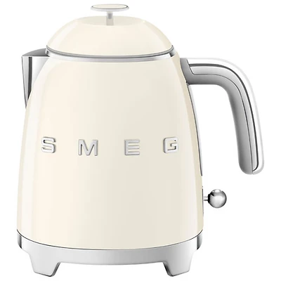 Bouilloire électrique 50's Retro Style Mini de Smeg - 0,8 L - Crème