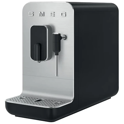 Machine à espresso automatique de Smeg avec mousseur à lait - Noir mat
