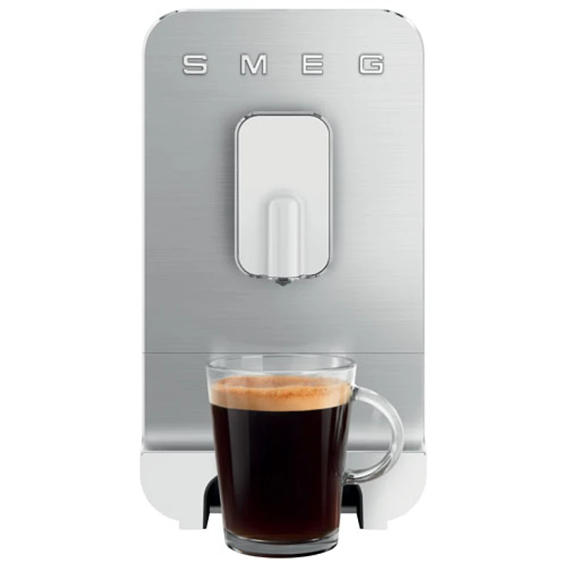 Smeg Automatic Espresso Machine - Matte White