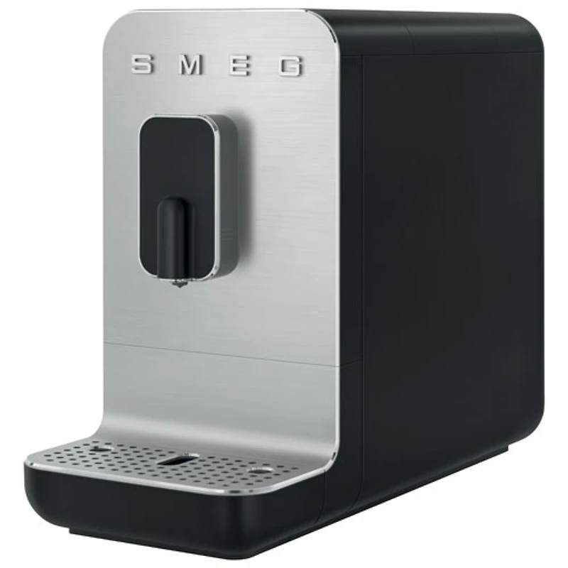 Machine à espresso automatique de Smeg - Noir mat