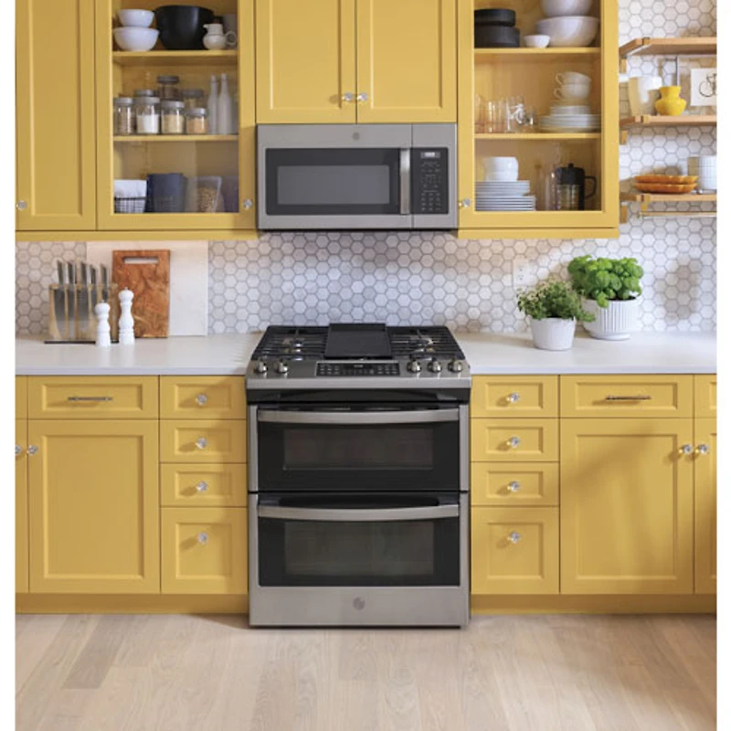 GE 30" 6.7 Cu. Ft. Double Oven 5-Burner Slide-In Gas Range (JCGSS86SPSS) - Stainless Steel