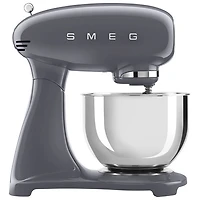 Batteur sur socle à tête inclinable de Smeg - 5,1 pintes - 600 W - Gris ardoise