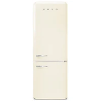 Réfrigérateur à congélateur inférieur 18 pi³ 28 po à distributeur de glaçons Années 50 de Smeg (FAB38URCR) - Crème