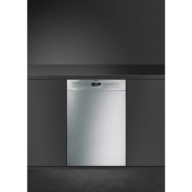 Lave-vaisselle encastrable 24 po 48 dB avec troisième panier de Smeg (LSPU8643X) - Acier inoxydable