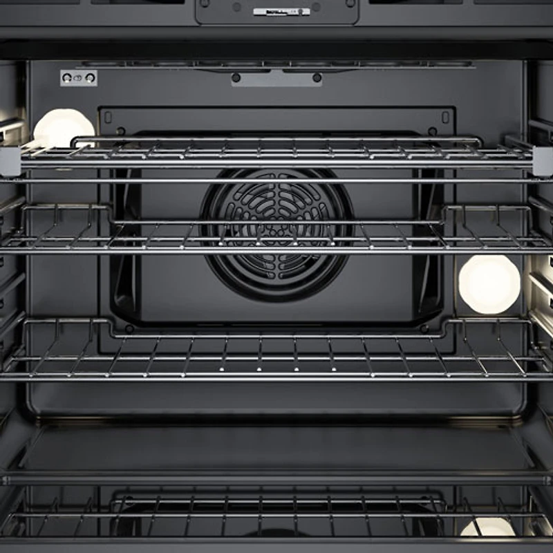 Four mural électrique à convection véritable 4,6 pi³ 30 po de Bosch (HBL8454UC) - Acier inoxydable