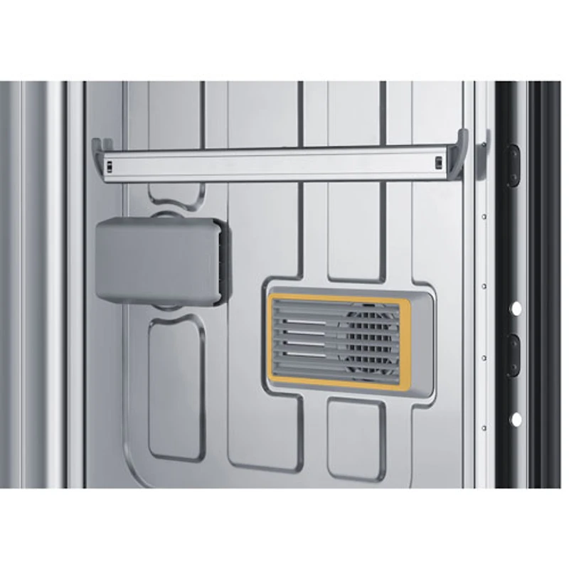 Lave-vaisselle à commandes sur le dessus, StormWash, 3e panier et porte à ouverture automatique de 24 po 42 dB de Samsung (DW80B7070US/AC) - Acier inoxydable