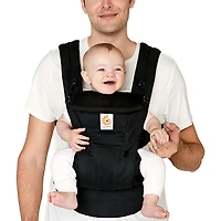 Porte-bébé à quatre positions Omni Dream d'Ergobaby - Noir onyx
