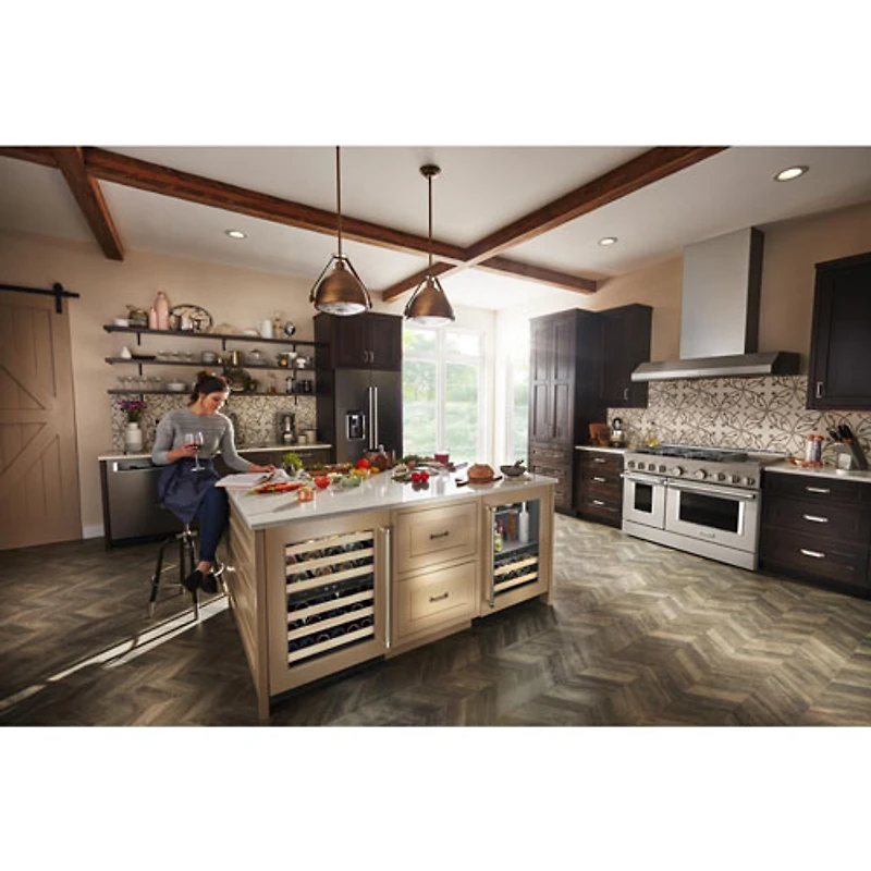 Centre de rafraîchissements autonome de 4,89 pi³ de KitchenAid (KUBR214KPA) - Prêt pour panneau