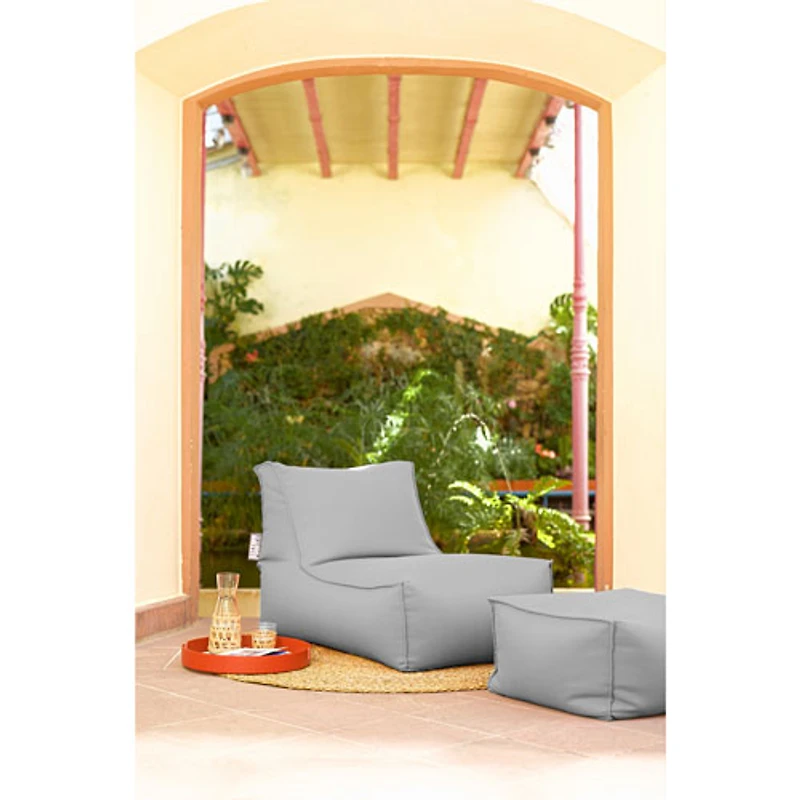 Pouf en polyester Chamonix de Gouchee Home - Argenté