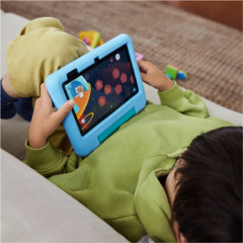 Tablette 7 po 16 Go FireOS Fire 7 Kids (2022) d'Amazon à processeur quadruple coeur MTK/MT8168 - Bleu